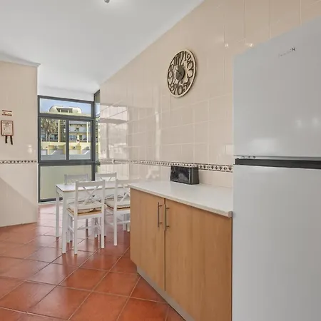 Apartment By Marina, Beach, Town #1971 Lagos